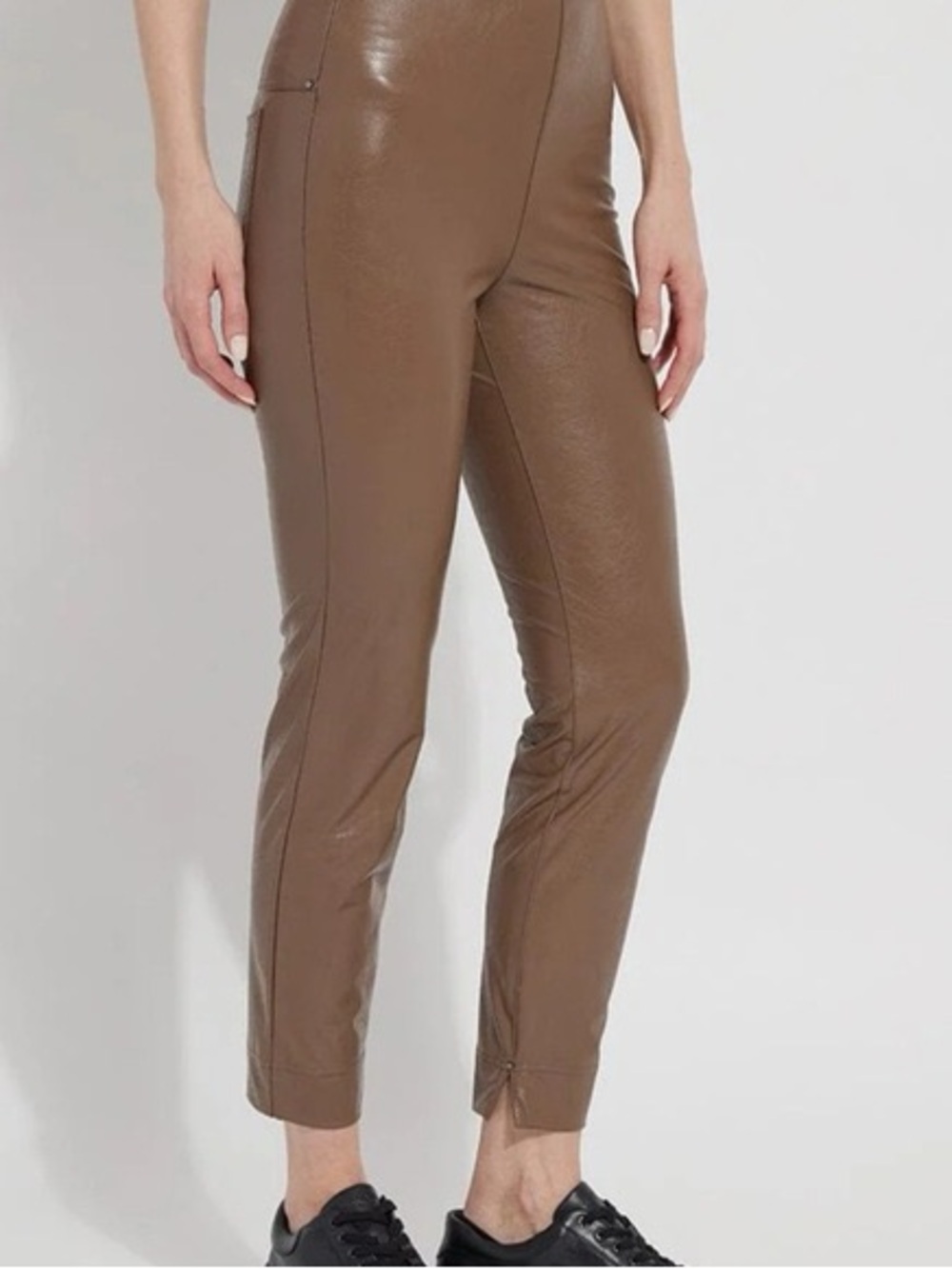 NWT - Lysse Chocolate Brown Faux Leather Slim Leg Pants - Size M